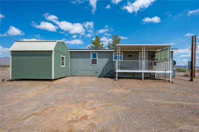 3583 N Avra Road, Golden Valley, AZ 86413