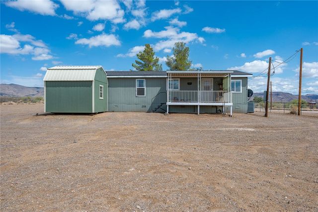 3583 N Avra Road, Golden Valley, AZ 86413