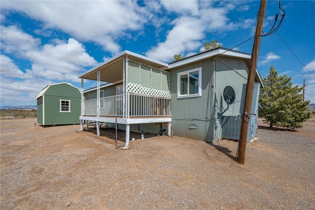 3583 N Avra Road, Golden Valley, AZ 86413