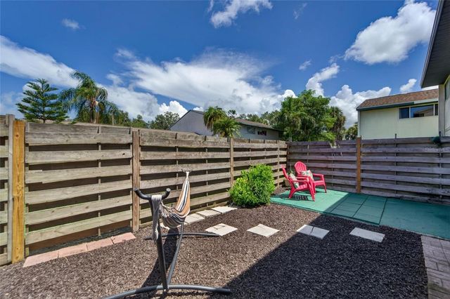 1131 LONGFELLOW ROAD, Sarasota, FL 34243