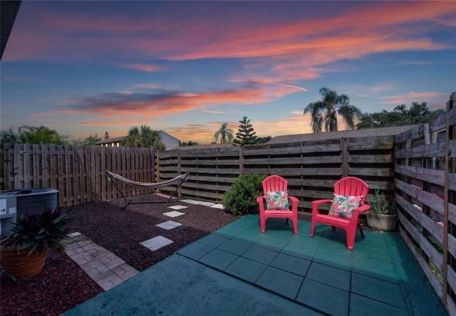 1131 LONGFELLOW ROAD, Sarasota, FL 34243
