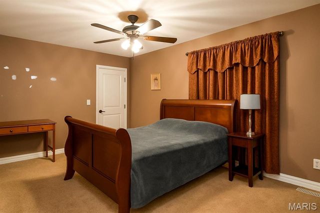 709 Henry Street, Jerseyville, IL 62052