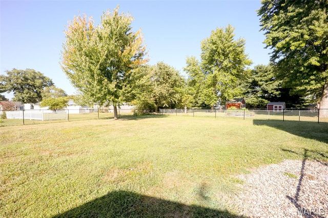 709 Henry Street, Jerseyville, IL 62052