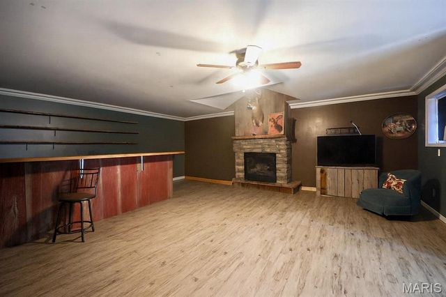 709 Henry Street, Jerseyville, IL 62052