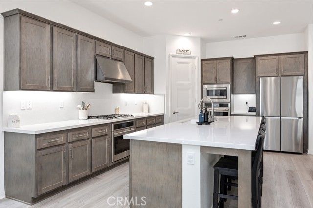 39481 Chamise, Temecula, CA 92591