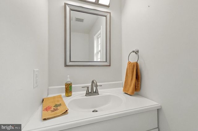 13185 MILL CREEK CT, Reva, VA 22735