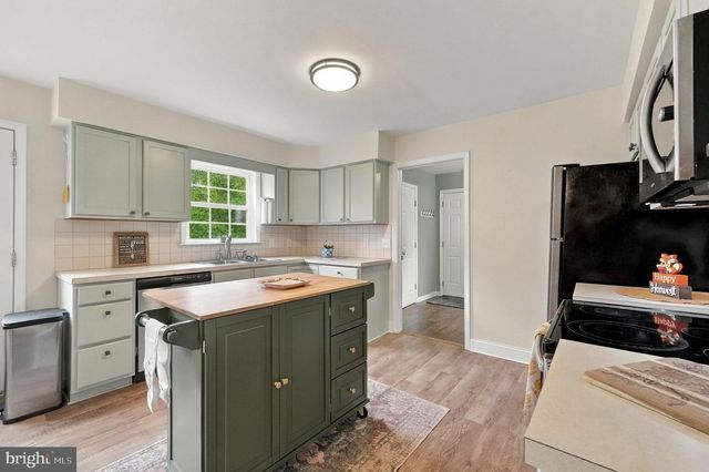 13185 MILL CREEK CT, Reva, VA 22735