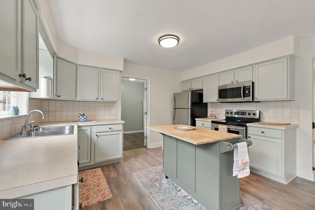 13185 MILL CREEK CT, Reva, VA 22735