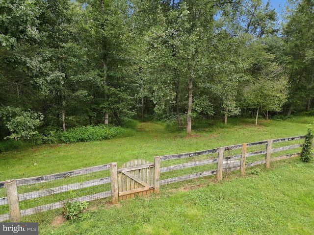 13185 MILL CREEK CT, Reva, VA 22735
