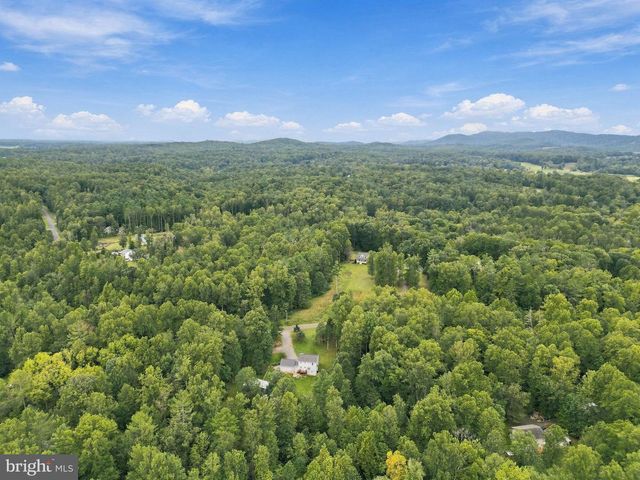13185 MILL CREEK CT, Reva, VA 22735
