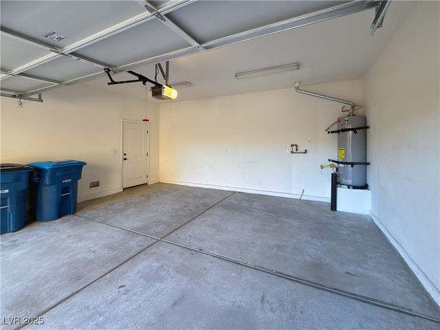 3933 Bagua Court, Las Vegas, NV 89129