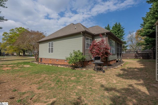 1025 S Buncombe Drive, Greer, SC 29651