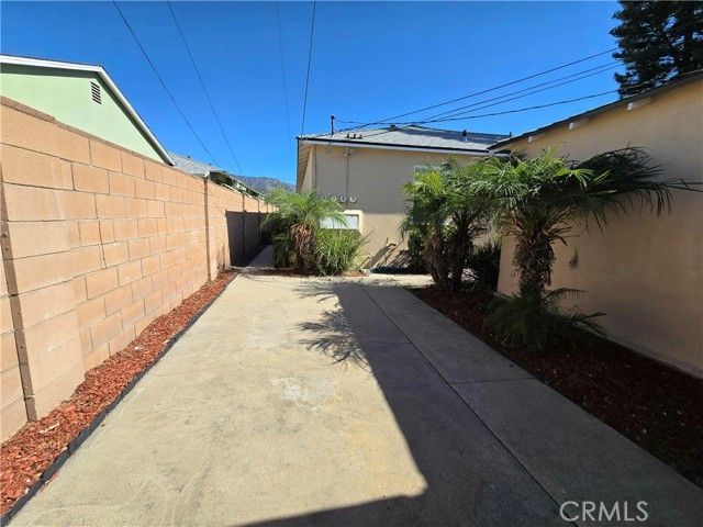2459 N Brighton, Burbank, CA 91504