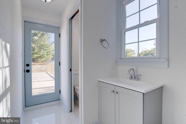 5717 STATION RD, White Marsh, MD 21162