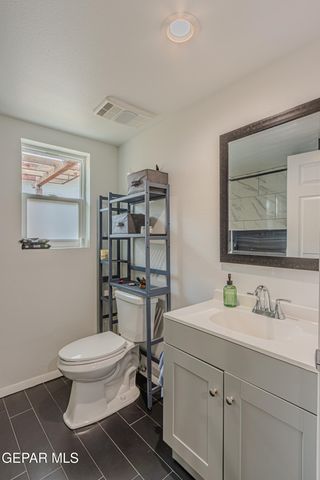5700 SUN VALLEY Drive, El Paso, TX 79924