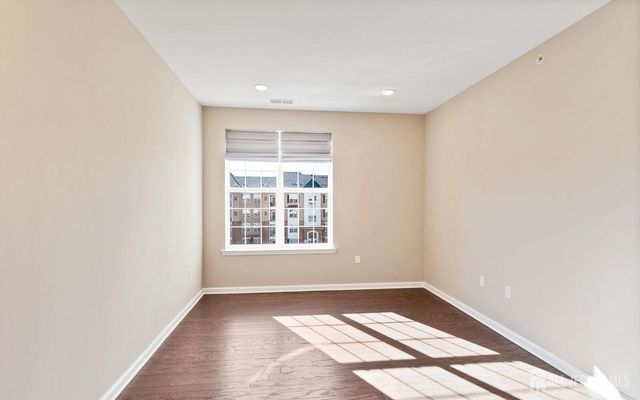 944 halifax Place, Hamilton, NJ 08619