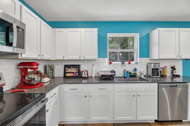 10335 Craven Way, Comstock Twp, MI 49053