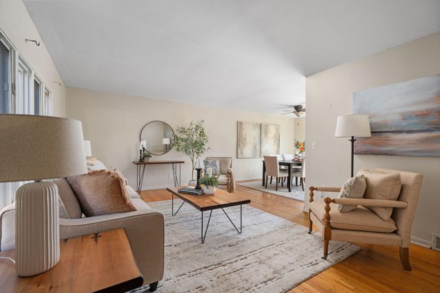 685 Ironwood Drive, Ann Arbor, MI 48103