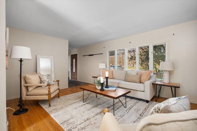 685 Ironwood Drive, Ann Arbor, MI 48103