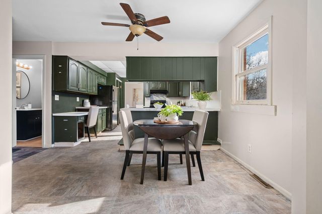 685 Ironwood Drive, Ann Arbor, MI 48103