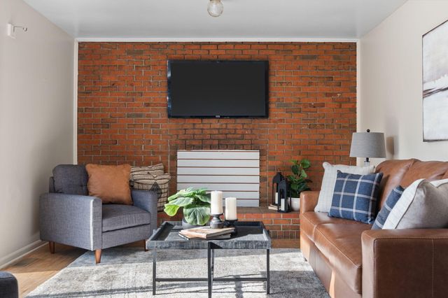 685 Ironwood Drive, Ann Arbor, MI 48103