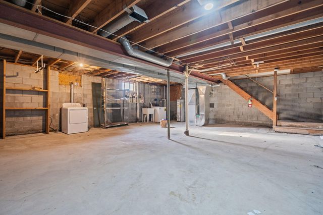 685 Ironwood Drive, Ann Arbor, MI 48103