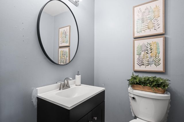 685 Ironwood Drive, Ann Arbor, MI 48103