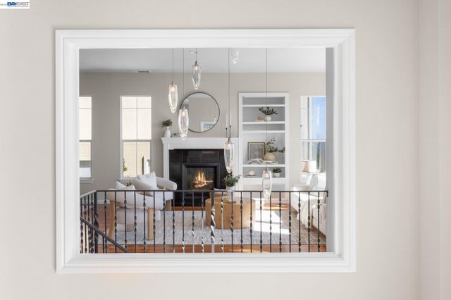 8249 Skyline Cir, Oakland, CA 94605