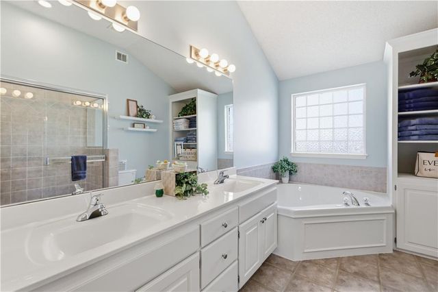 5929 Lone Elm Road, Shawnee, KS 66218