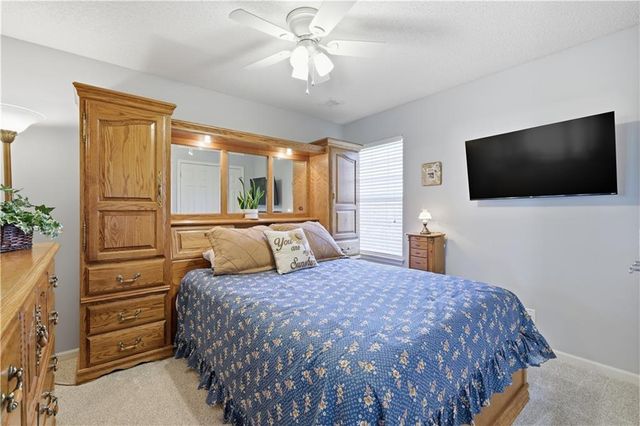 5929 Lone Elm Road, Shawnee, KS 66218
