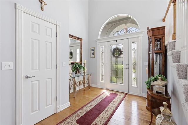 5929 Lone Elm Road, Shawnee, KS 66218