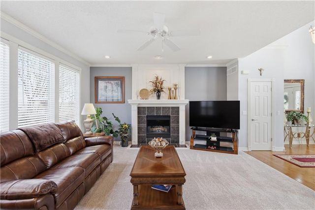 5929 Lone Elm Road, Shawnee, KS 66218