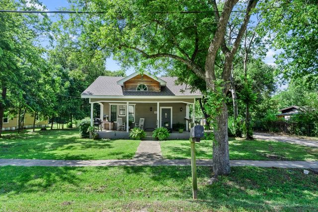 602 E 11th Street, Kemp, TX 75143