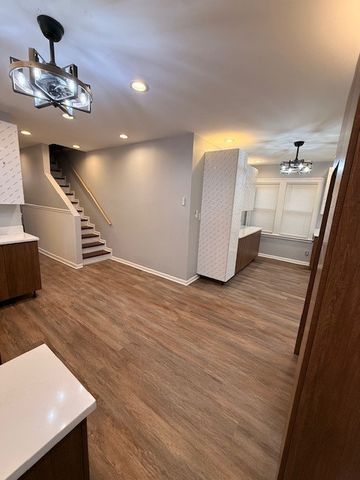 1048 W 92nd Place, Chicago, IL 60620