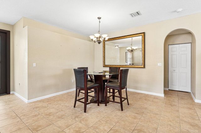 2015 Reston Circle, Royal Palm Beach, FL 33411