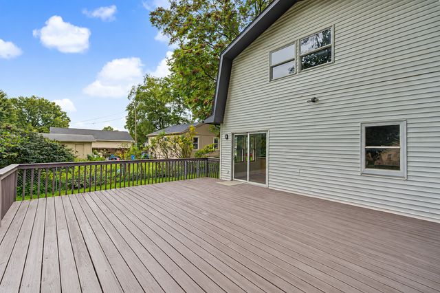 3919 69th Street, Urbandale, IA 50322