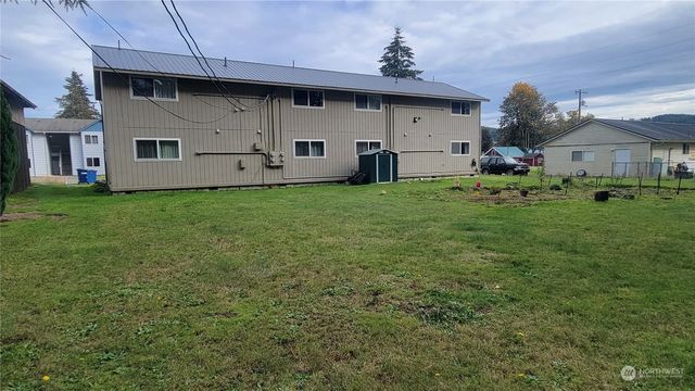 50 Ash Avenue E, Forks, WA 98331