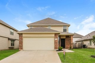 8325 Yaupon Holly Court, Fort Worth, TX 76123