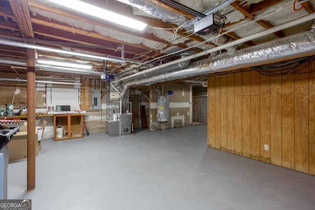 208 Windfield Drive, Woodstock, GA 30188