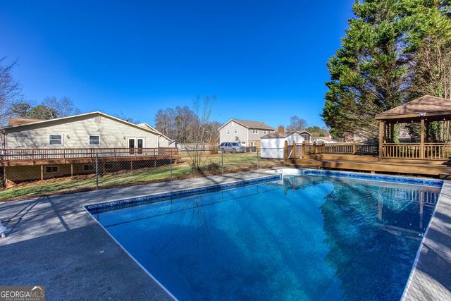 208 Windfield Drive, Woodstock, GA 30188