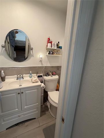 1011 NE 212th Ter, Miami, FL 33179