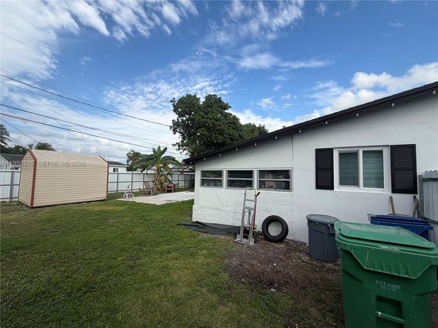 1011 NE 212th Ter, Miami, FL 33179