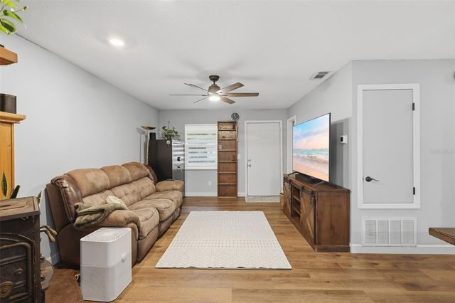 2280 SPRING HOLLOW DRIVE, Orange City, FL 32763