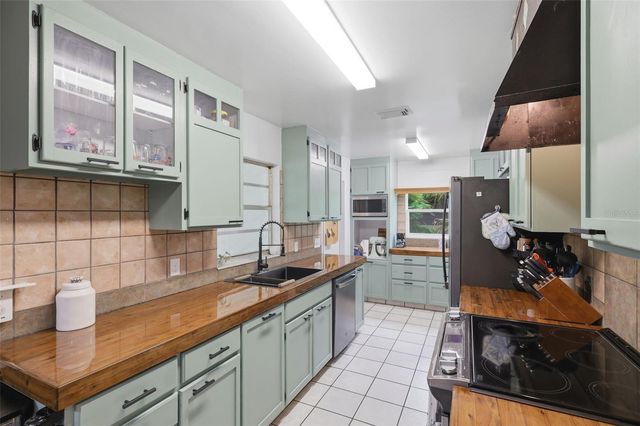 2280 SPRING HOLLOW DRIVE, Orange City, FL 32763