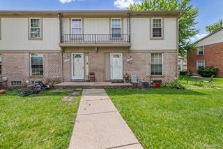 35479 Turner Drive 231, Sterling Heights, MI 48312
