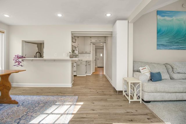 2641 Kentucky Avenue S, Saint Louis Park, MN 55426