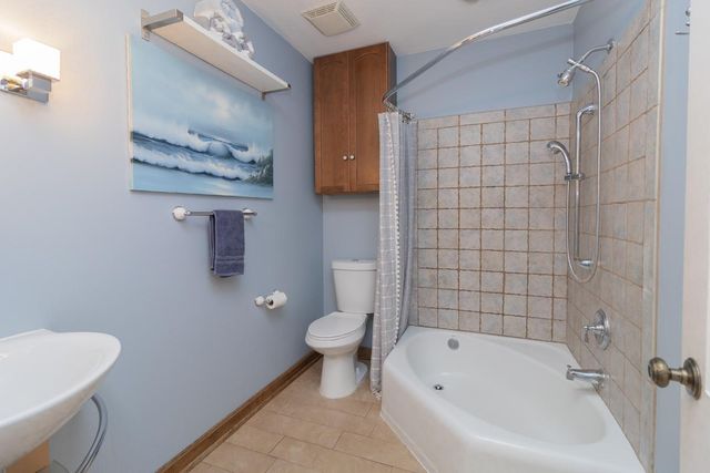 2641 Kentucky Avenue S, Saint Louis Park, MN 55426