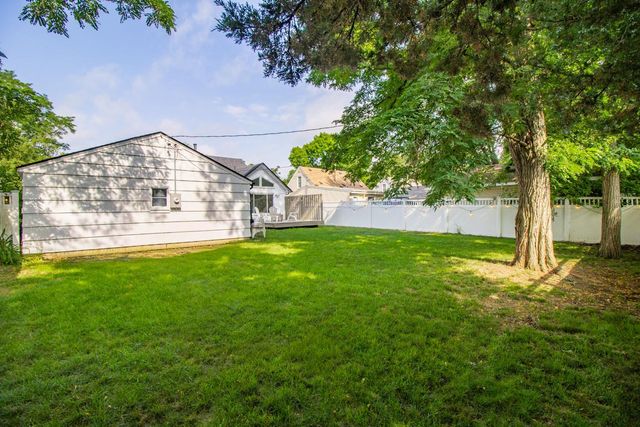 2641 Kentucky Avenue S, Saint Louis Park, MN 55426