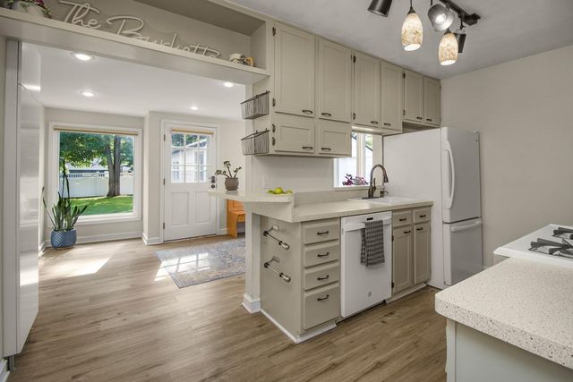 2641 Kentucky Avenue S, Saint Louis Park, MN 55426
