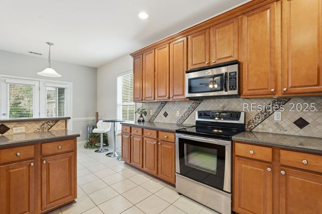 46 Woods Bay Rd, Bluffton, SC 29910